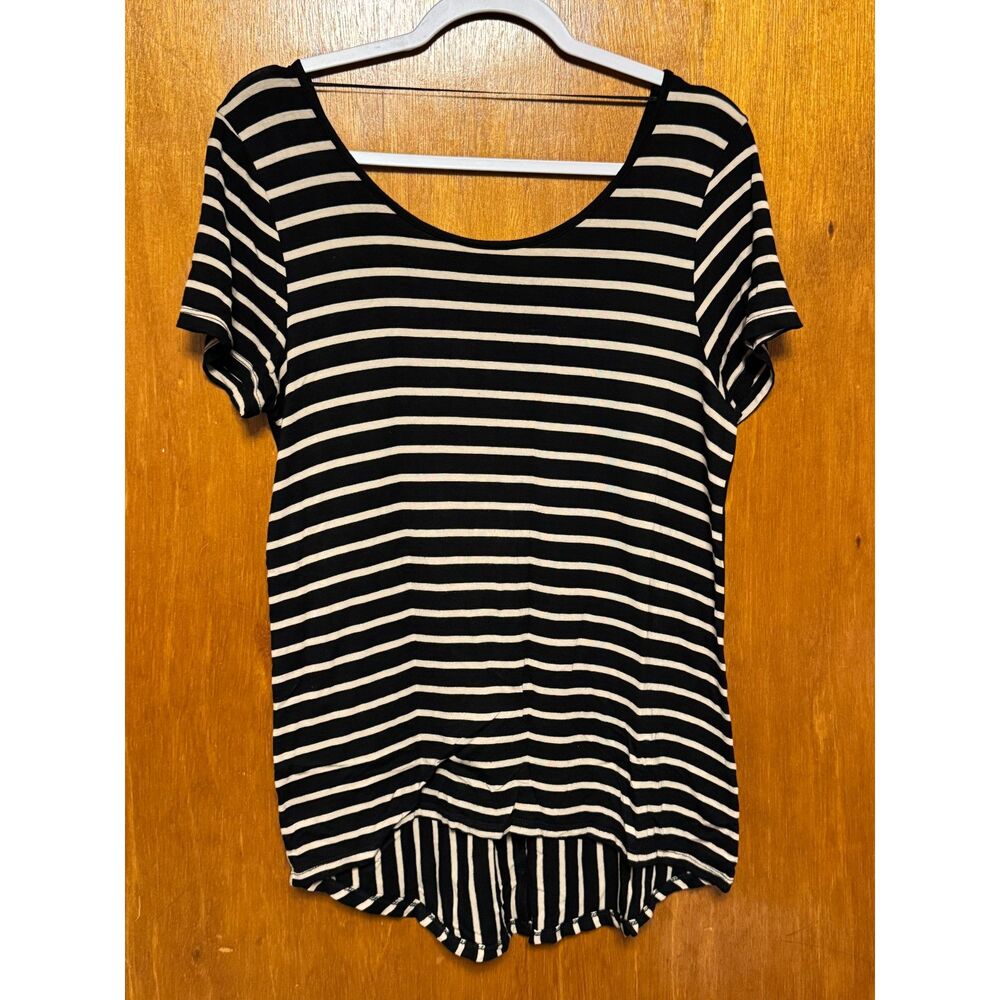 Cable & Gauge Striped Top Womens Large Black White Hi-Low Hem Stretch